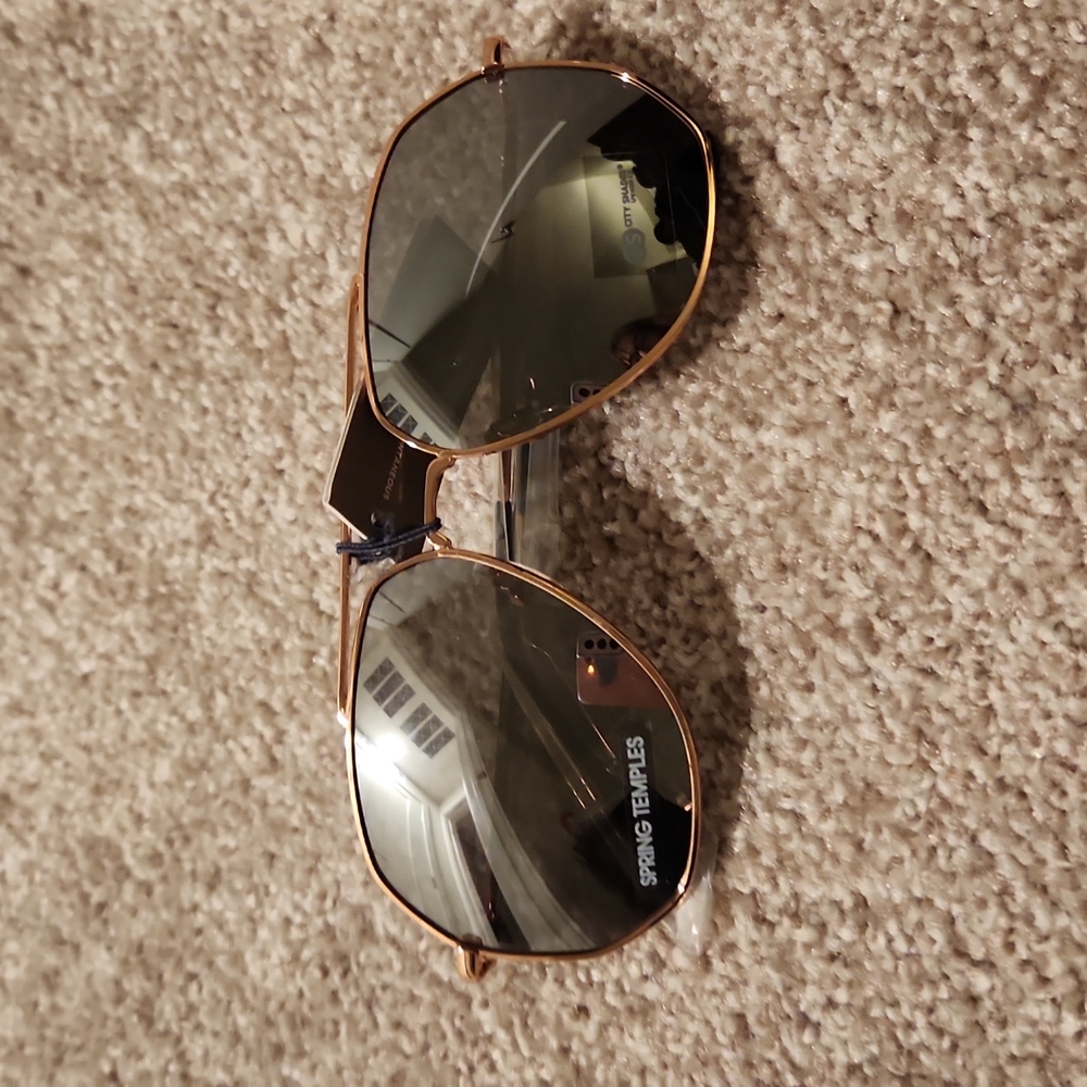 Pink Mirror Lens Sunglasses
